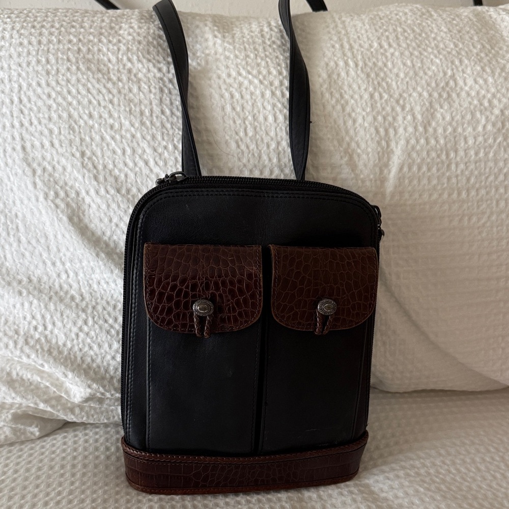 Elegant Brighton Black and Brown Leather Crossbody